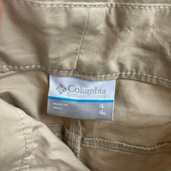 Columbia Women’s Shorts - Picture 8 of 11